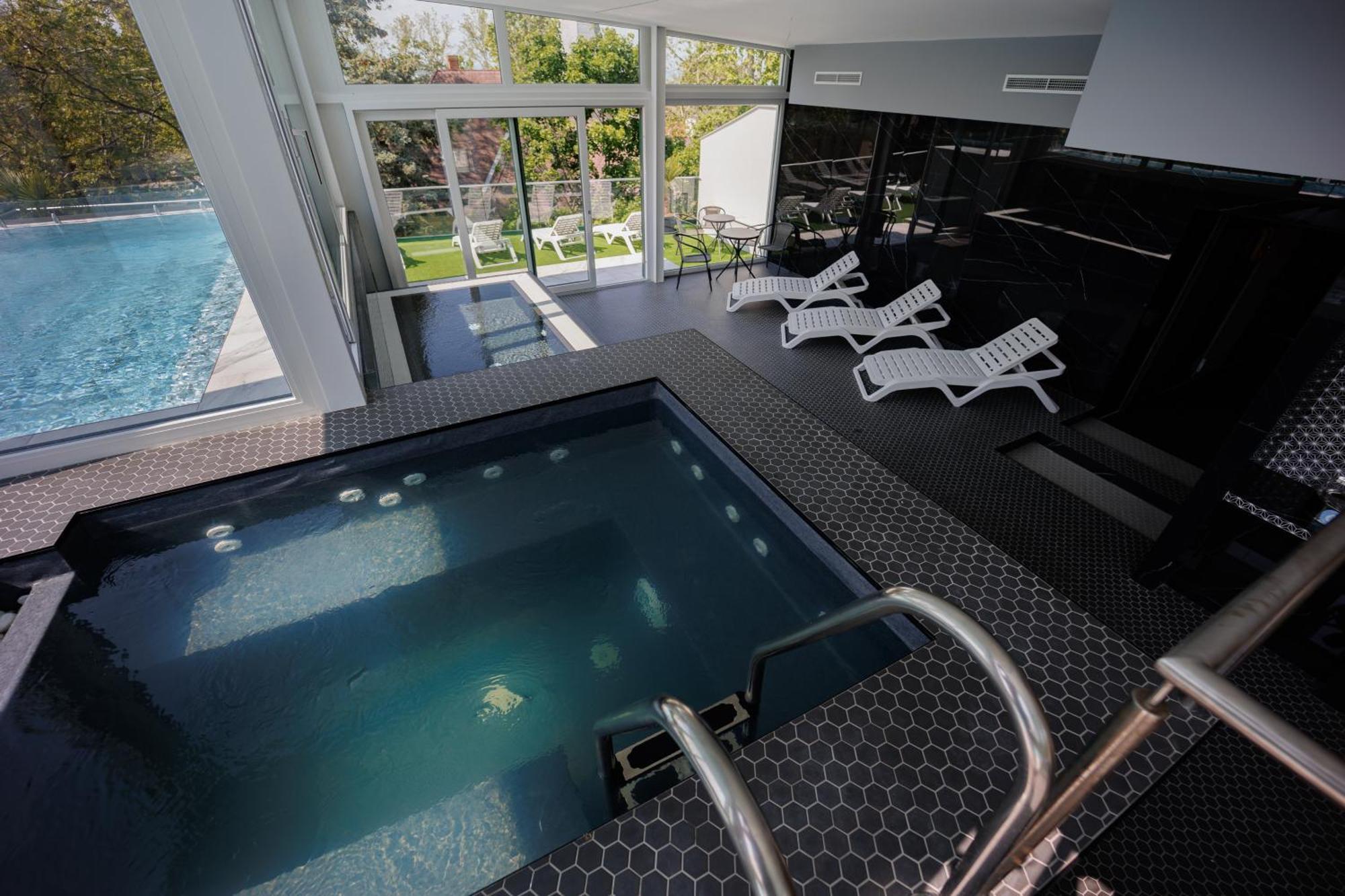Villa Bauhaus Labi Garden Wellness Apartman Siofok Dış mekan fotoğraf